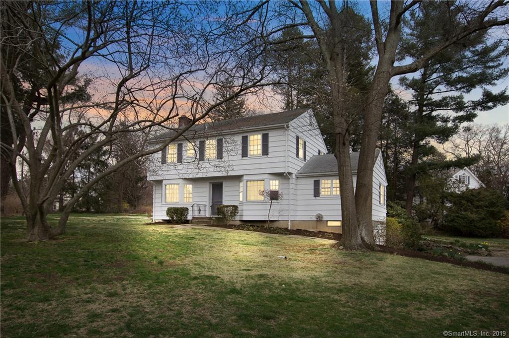 4 Bayberry Lane - Photo 1