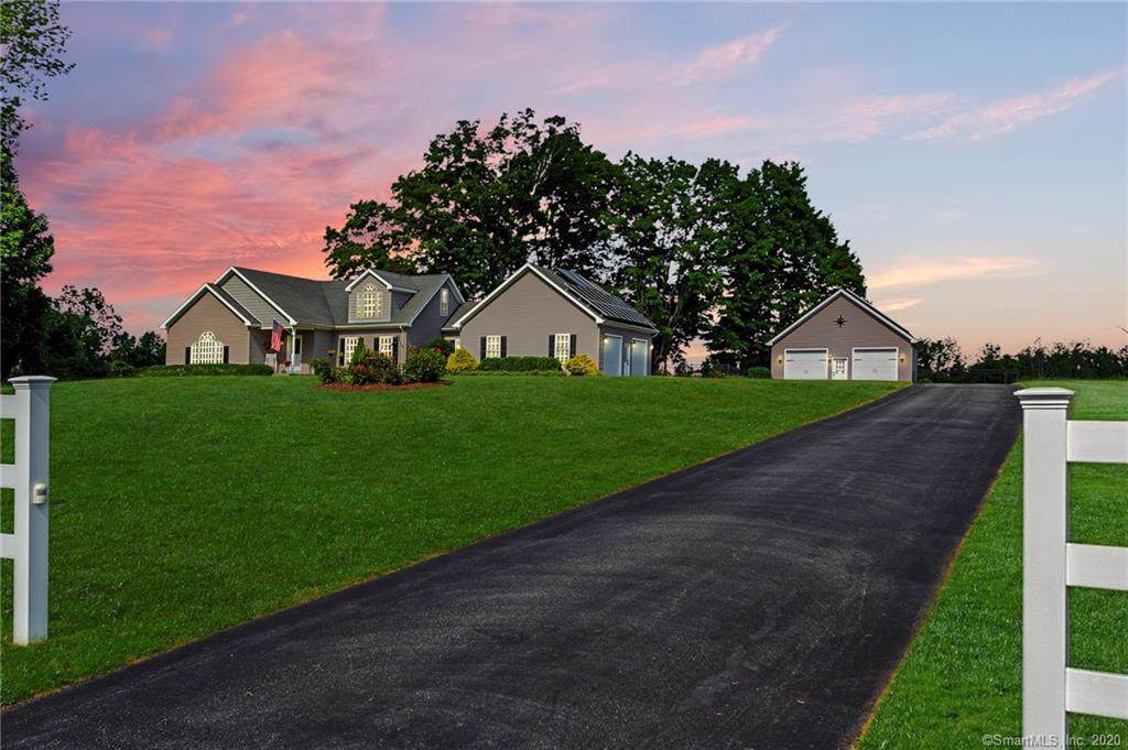 9 Oak Farm Drive - Photo 1
