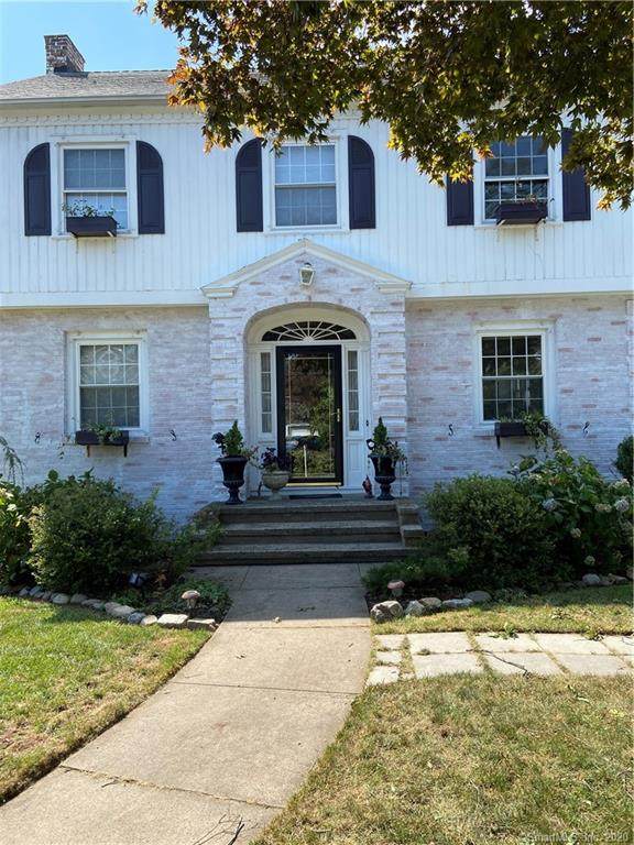 596 Townsend Avenue - Photo 1