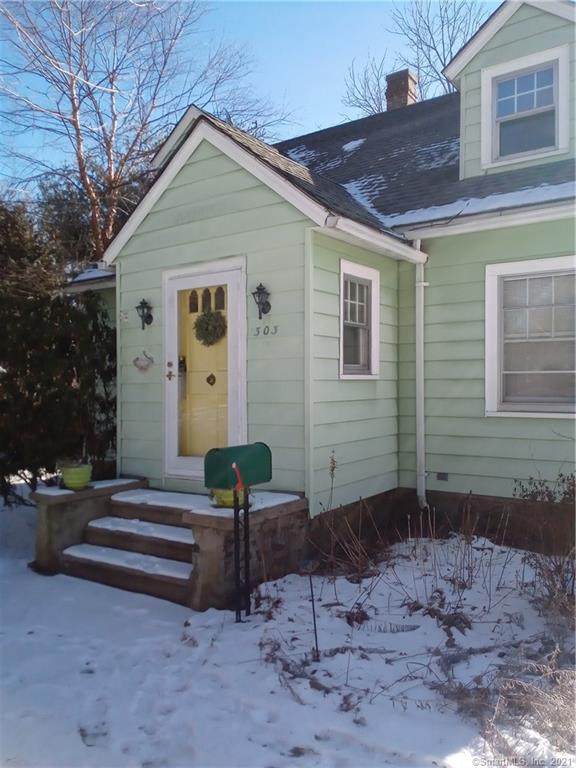 303 Davis Street - Photo 1