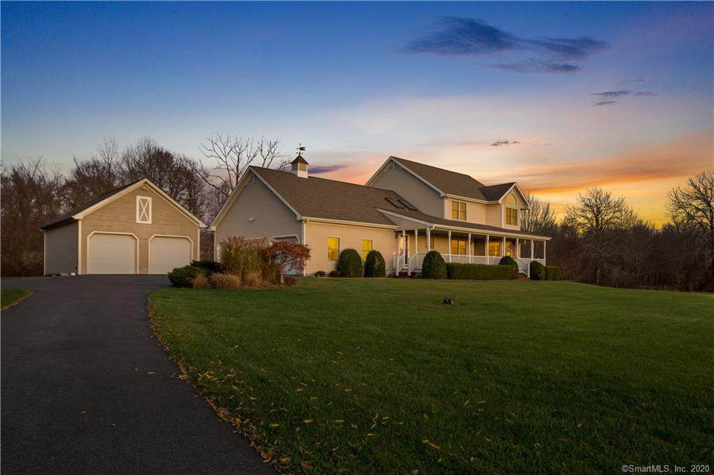 4 Beaver Pond Lane - Photo 1