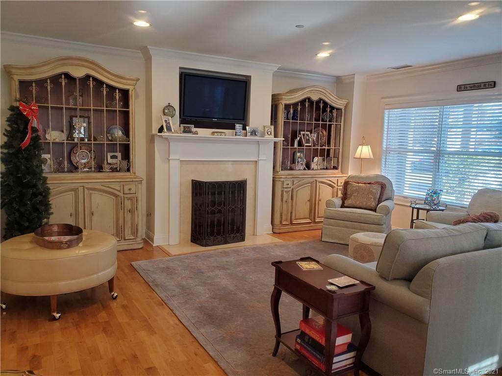 16 Hayestown Road - Photo 1