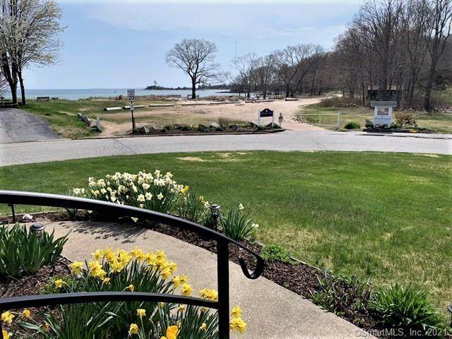 65 Windward Way - Photo 1