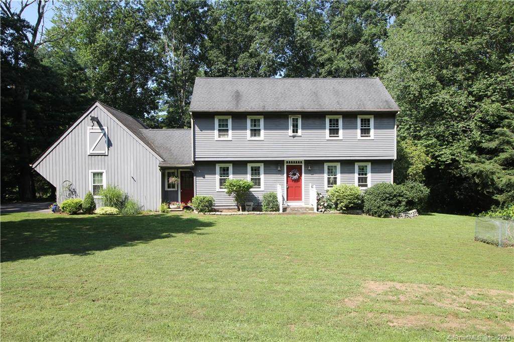 5 Mohegan Lane - Photo 1