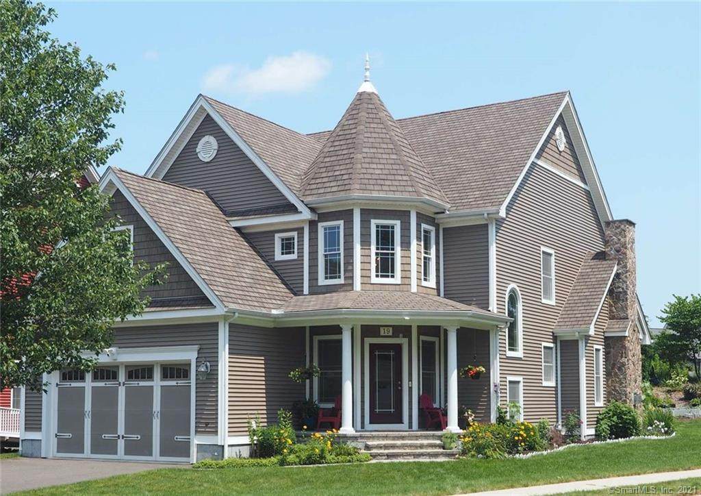 19 Birmingham Circle - Photo 1