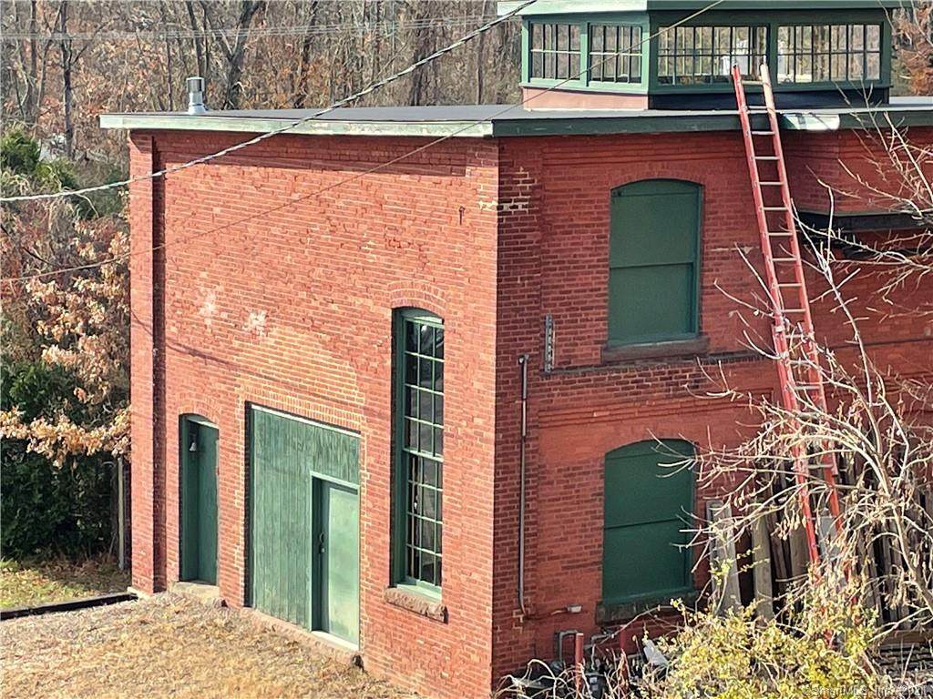 3 Arch Street - Photo 1