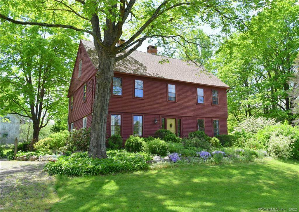 1140 Main Street - Photo 1