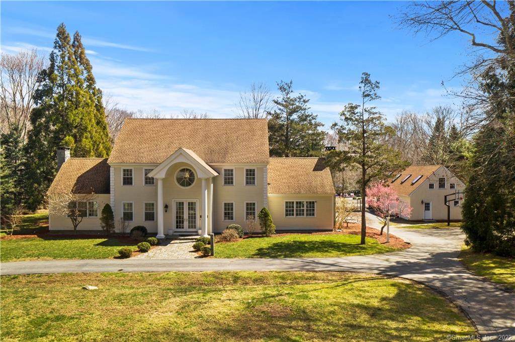 12 Riverbend Road - Photo 1