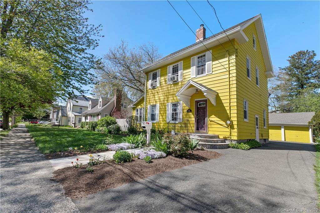 287 Pasadena Place - Photo 1