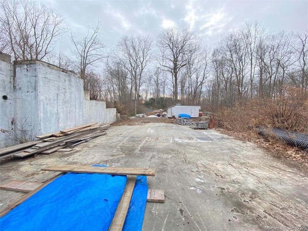 107 Shortwoods Road - Photo 1