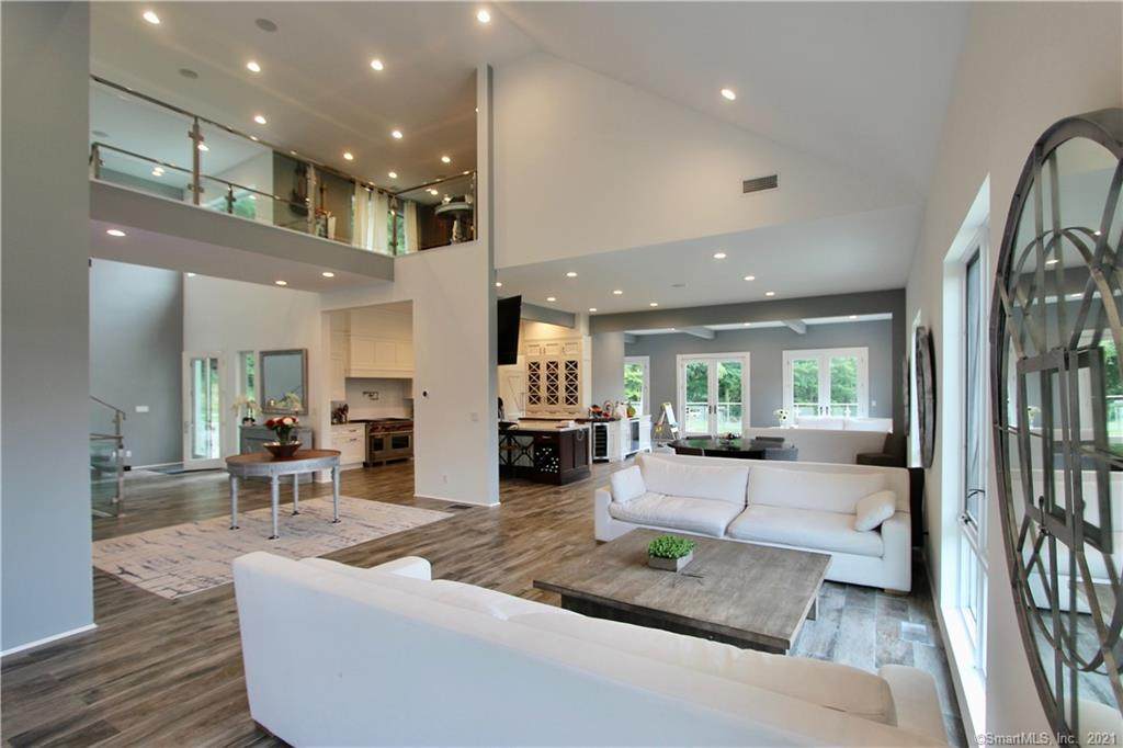 36 Signal Hill Road - Photo 1