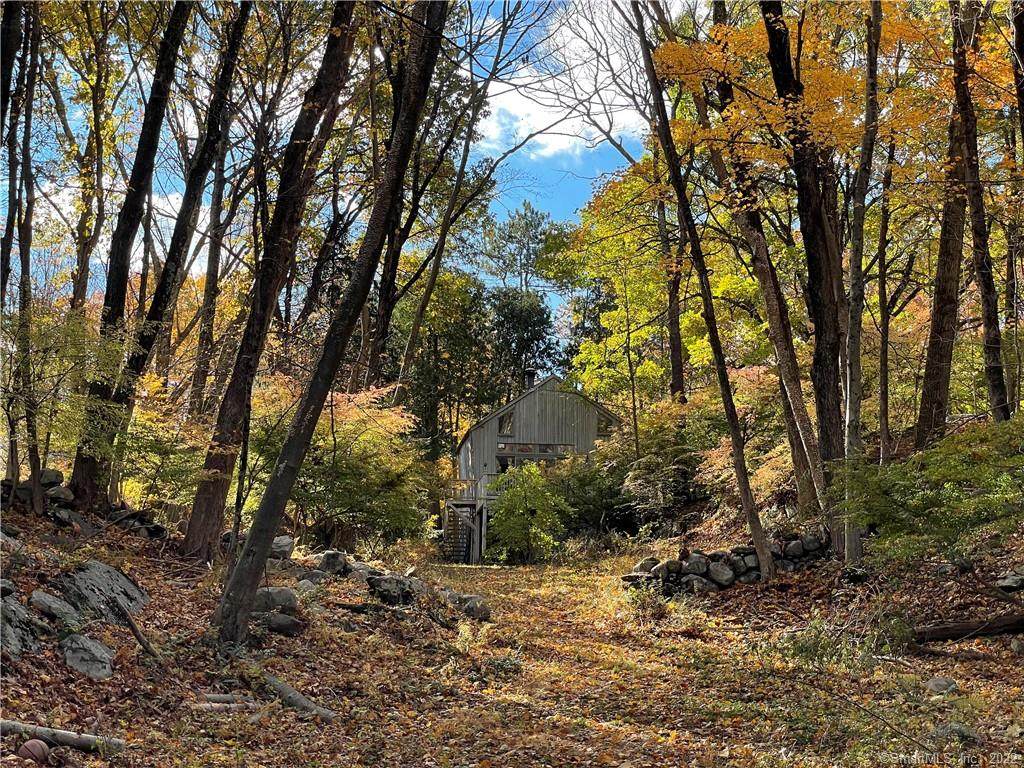 18 Indian Hill Road - Photo 1
