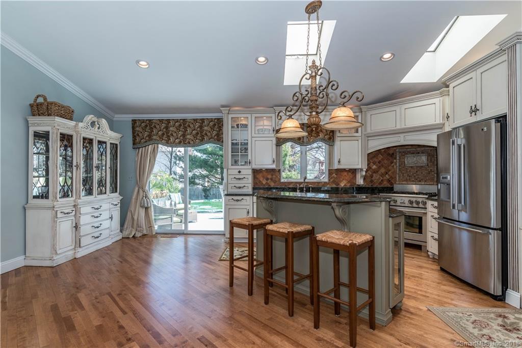 27 Holcomb Street - Photo 1