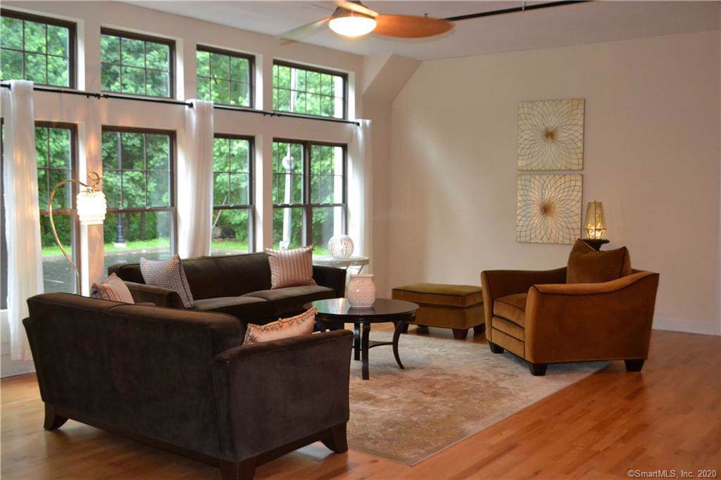 33 Mechanic Street - Photo 1