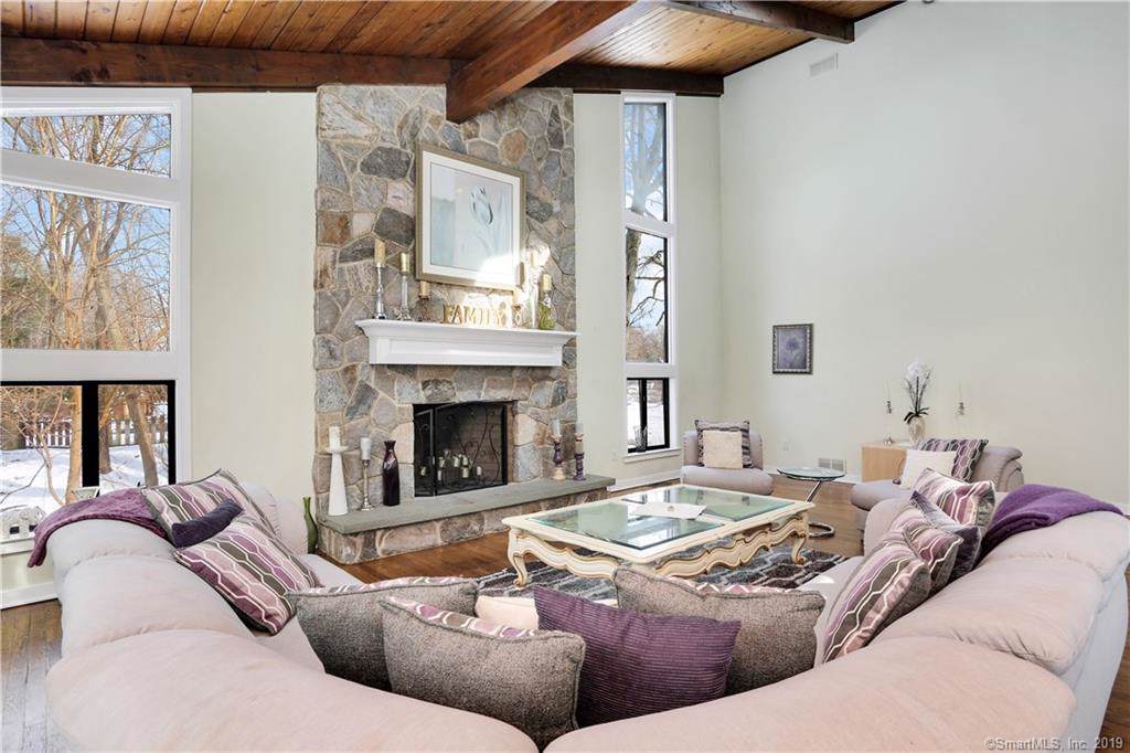 6 Queens Gate - Photo 1