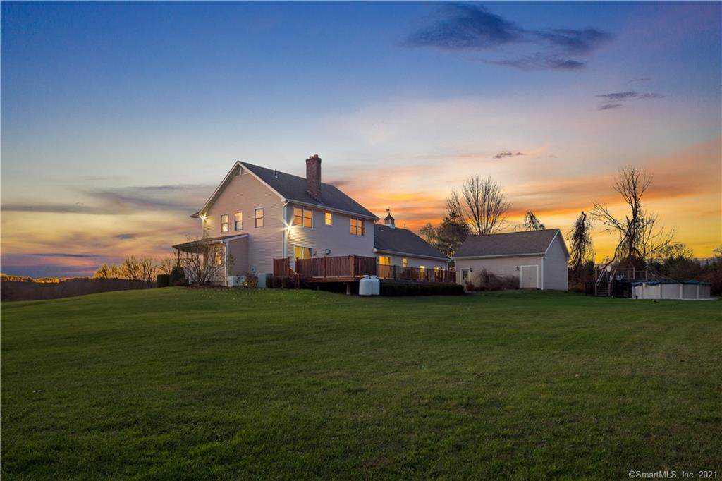 4 Beaver Pond Lane - Photo 1