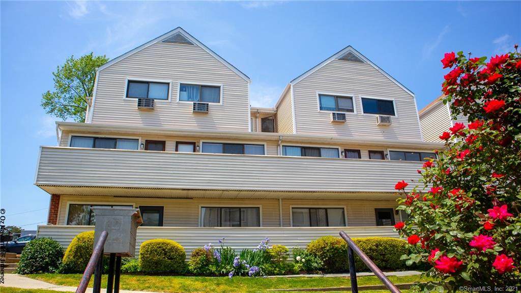 15 Greenwich Avenue - Photo 1