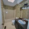 318 Lakeview Dr - Photo 15