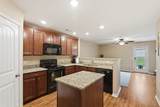 1421 Riverbrook Dr - Photo 7