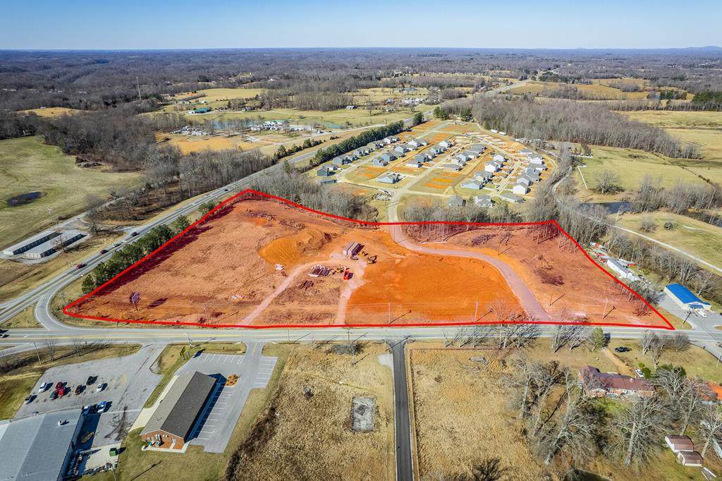 6333 Nashville Hwy - Photo 1