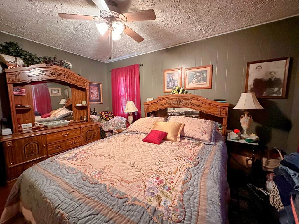 https://bt-photos.global.ssl.fastly.net/cumberland/orig_boomver_1_228301-2.jpg