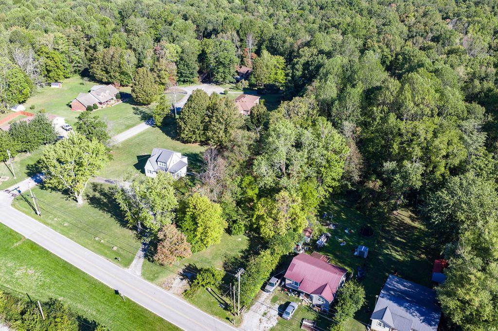 605 Woodcliff Road - Photo 1