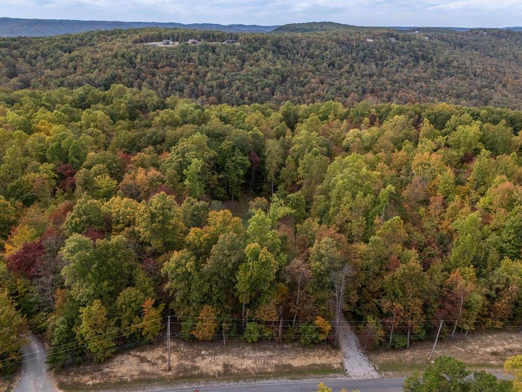 592 Cumberland Cove Rd - Photo 1