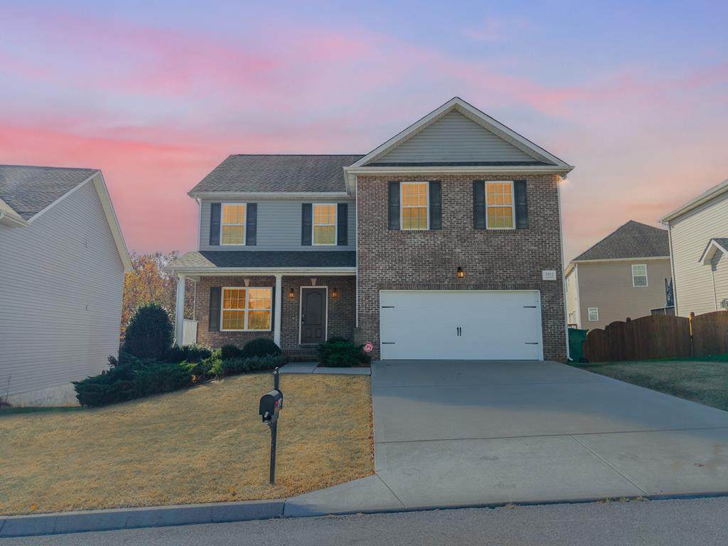 1912 Mahogany Wood Trl - Photo 1