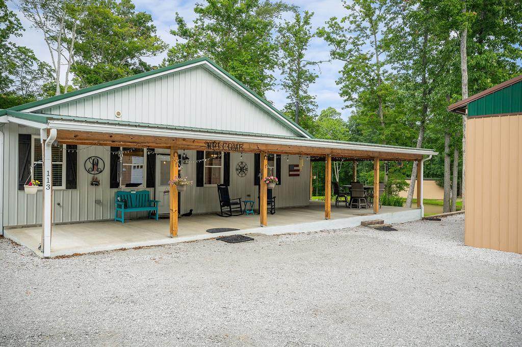 113 Allen Way - Photo 1