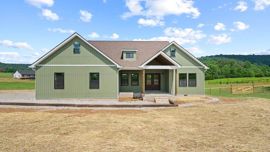823 Okalona Rd - Photo 1