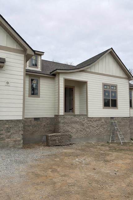 2510 Whispering Oaks Ln - Photo 1