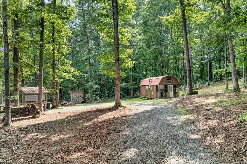 4207 Chapel Hill Rd - Photo 1