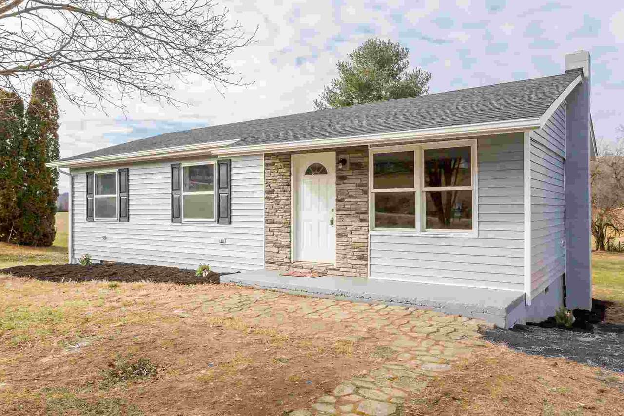 3264 Oak Ridge Rd - Photo 1