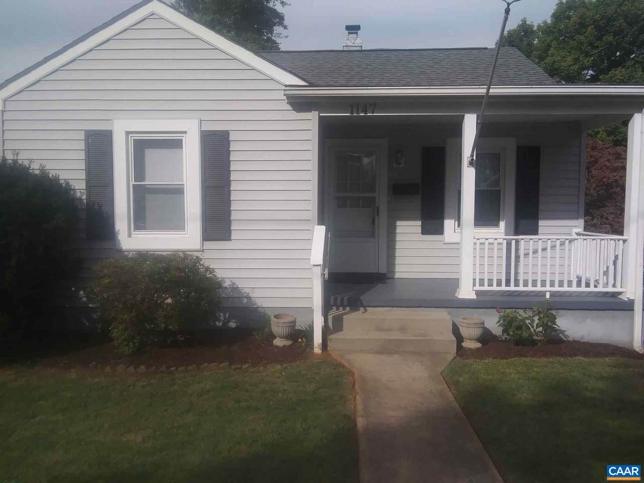 1147 Meriwether St - Photo 1