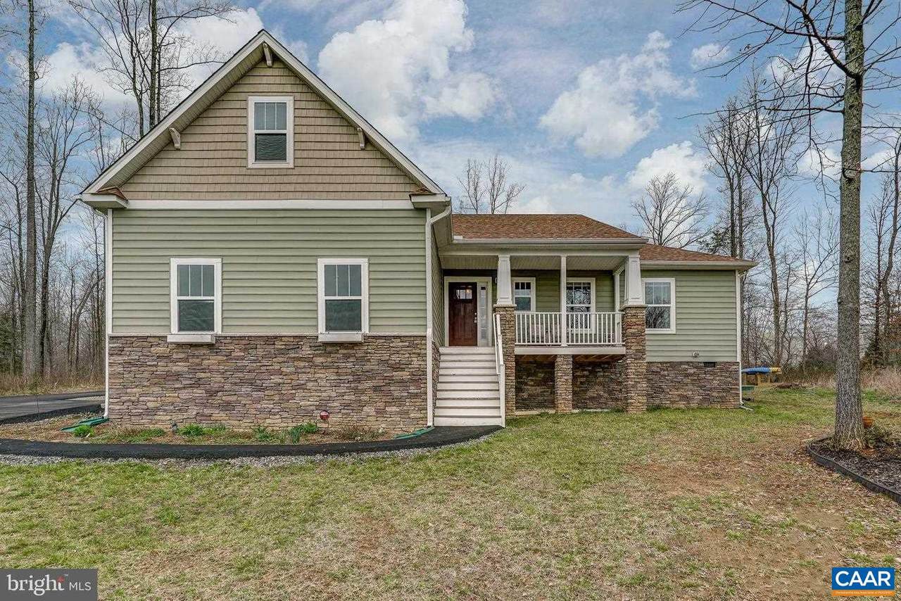 551 Fairview Dr - Photo 1