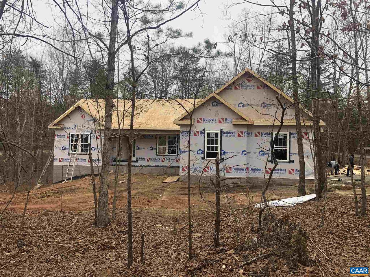 132 Pinehurst Dr - Photo 1
