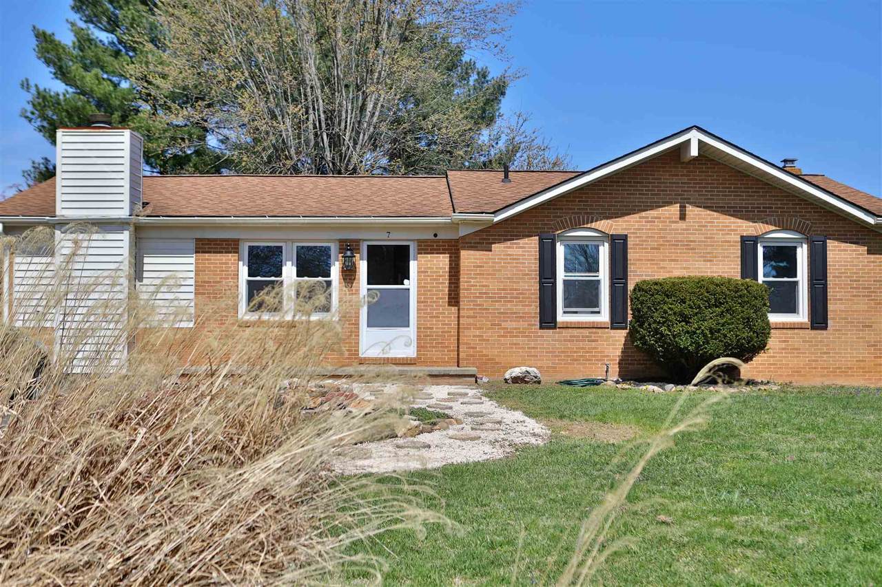 7 Briarwood Cir - Photo 1