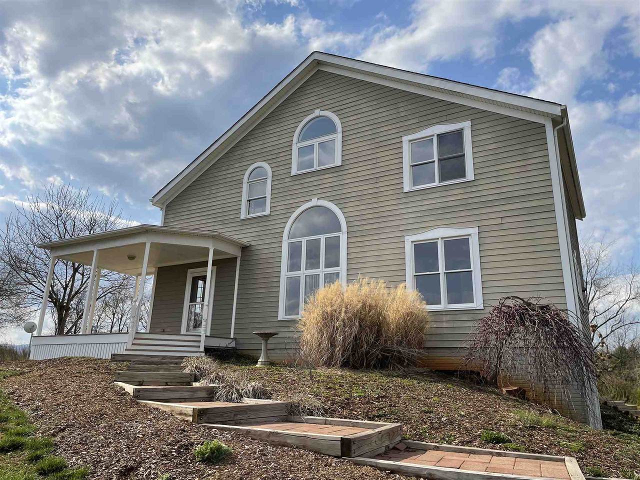 141 Crossing Ln - Photo 1