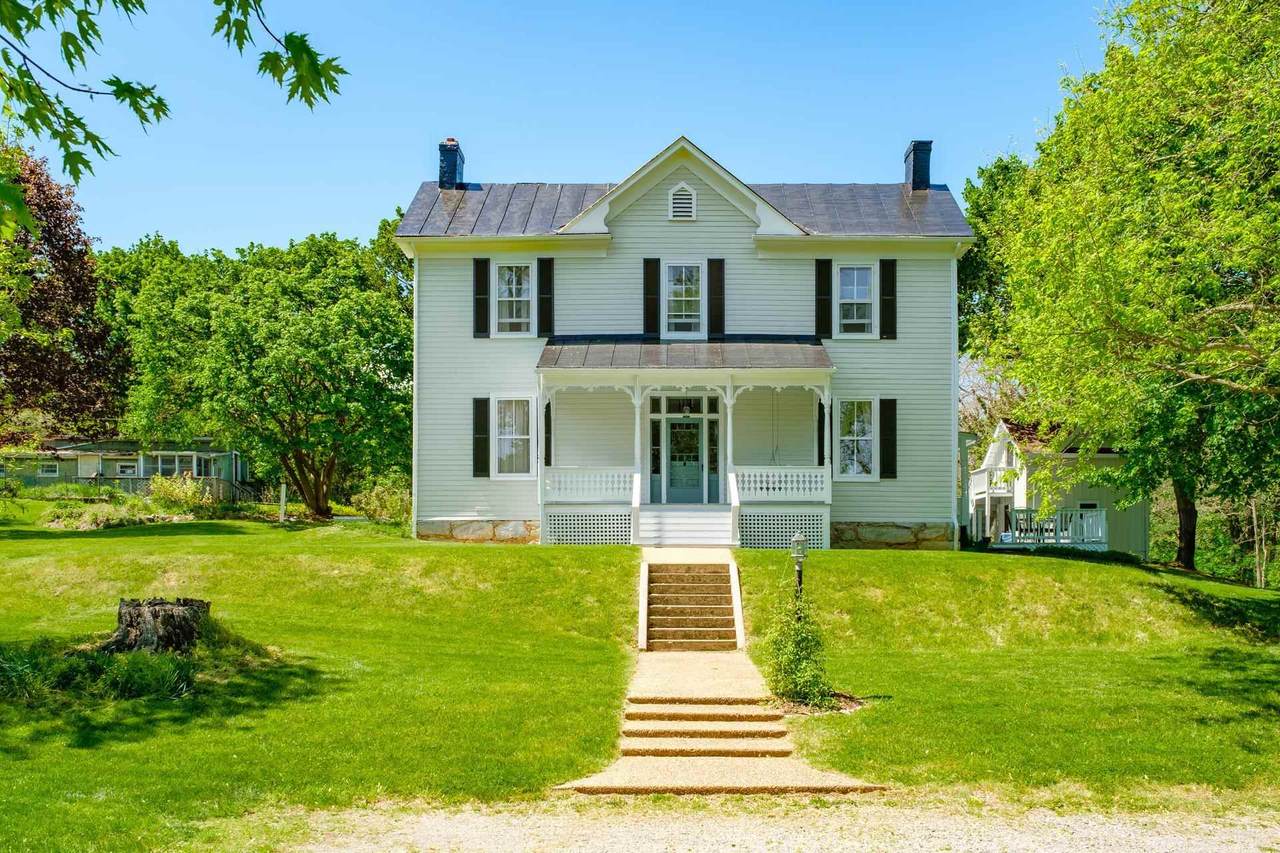1209 Middlebrook Ave - Photo 1