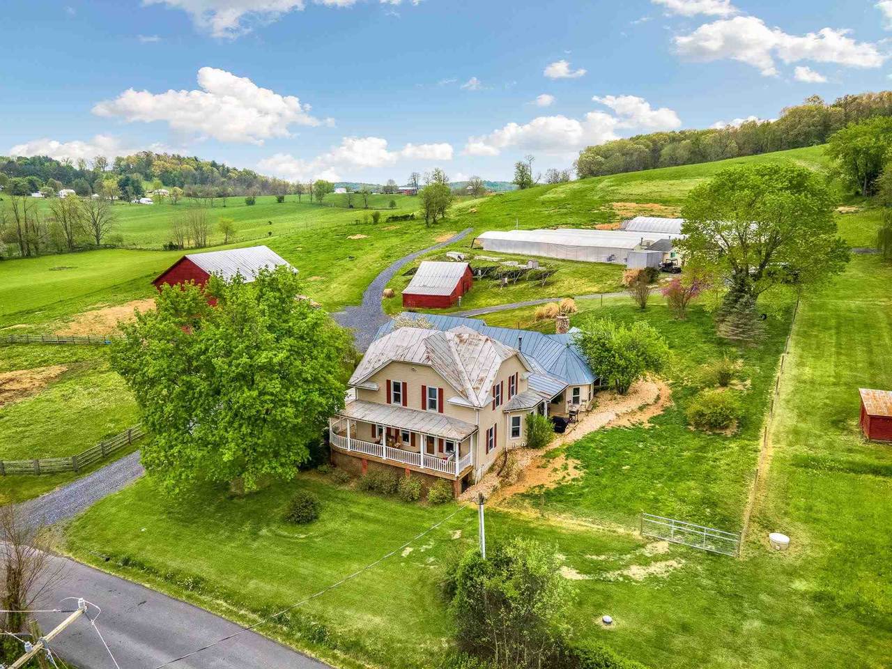 1167 Crooked Run Rd - Photo 1