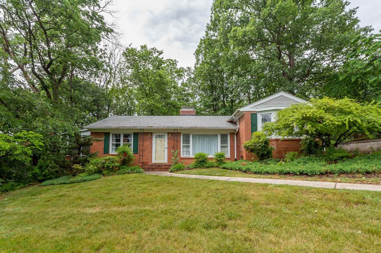 454 Mountain View Dr - Photo 1