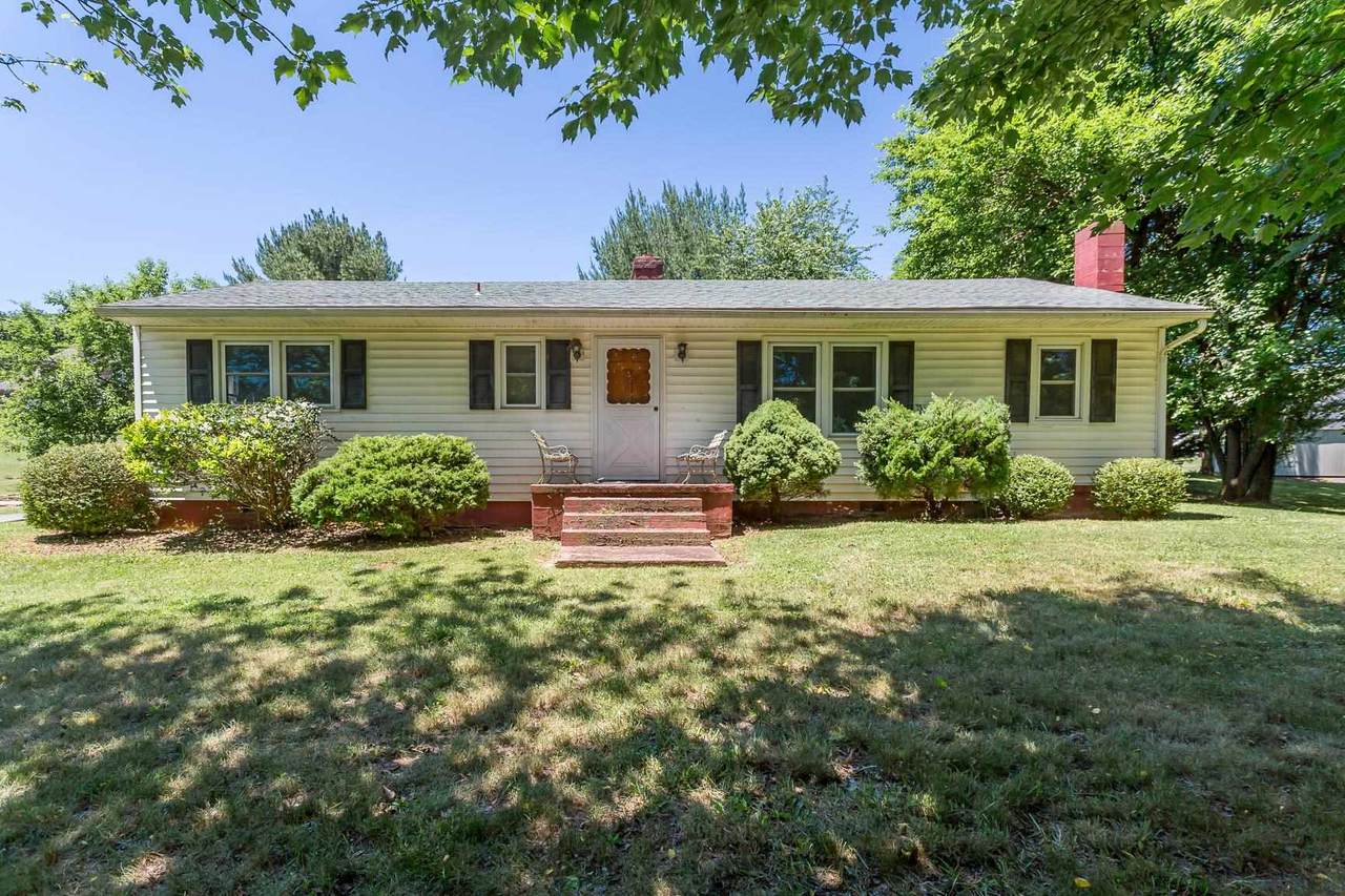 3952 Spotswood Trl - Photo 1