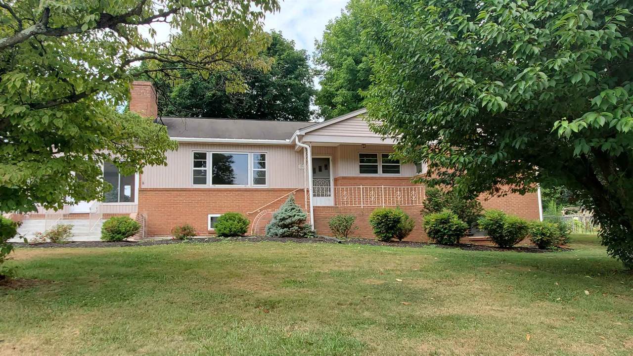 1207 Edgewood Rd - Photo 1