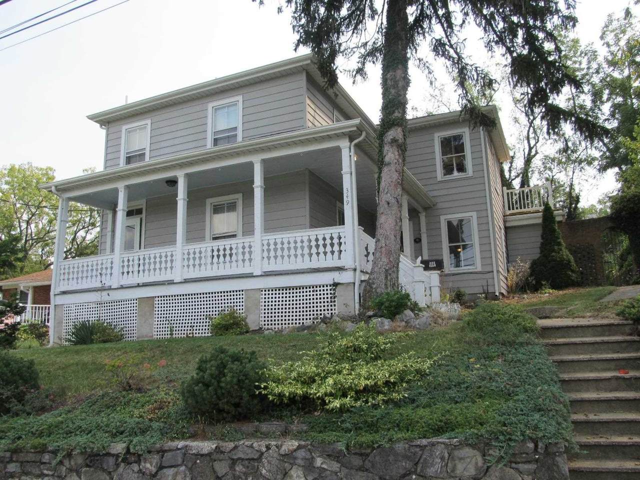 349 Coalter St - Photo 1