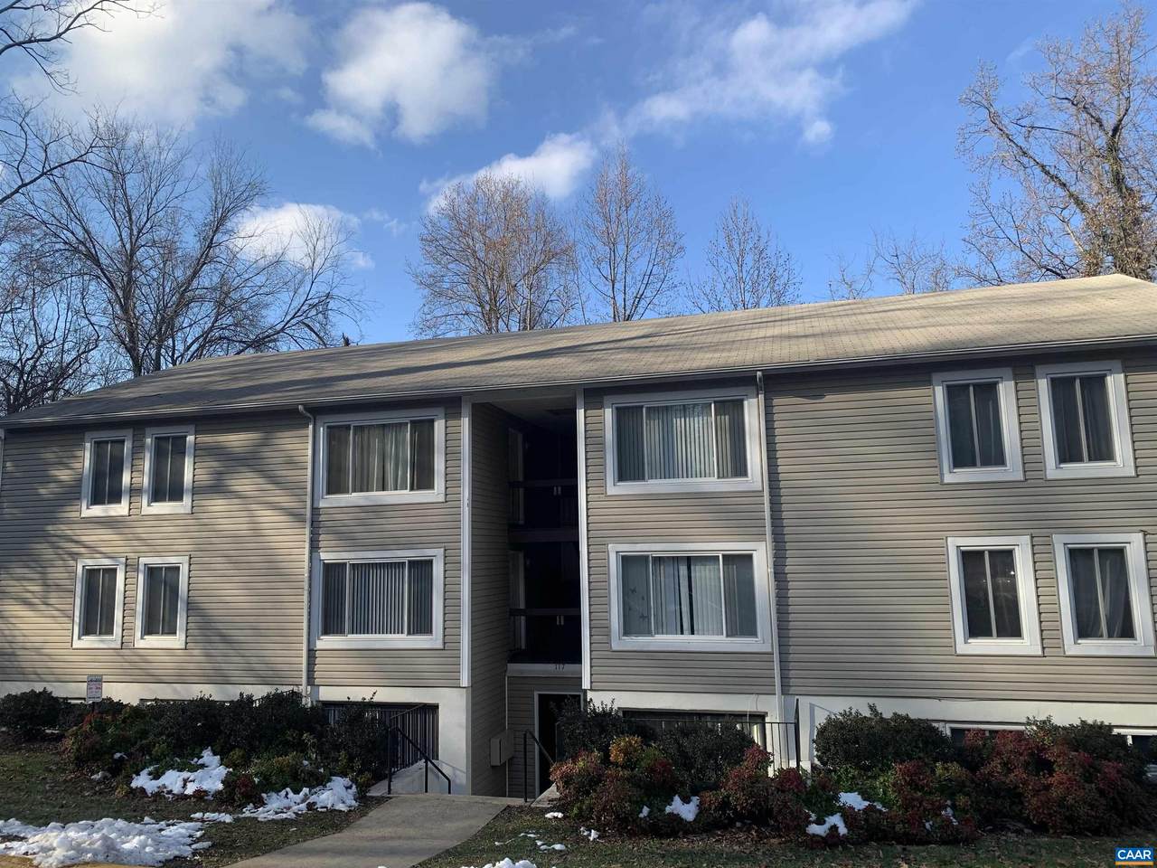 117 Berry St - Photo 1