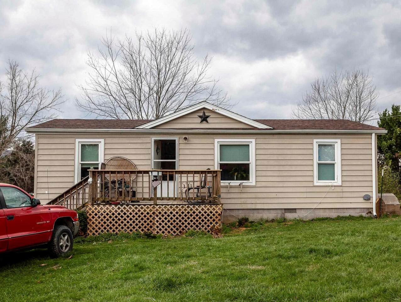 330 Painter Dr - Photo 1