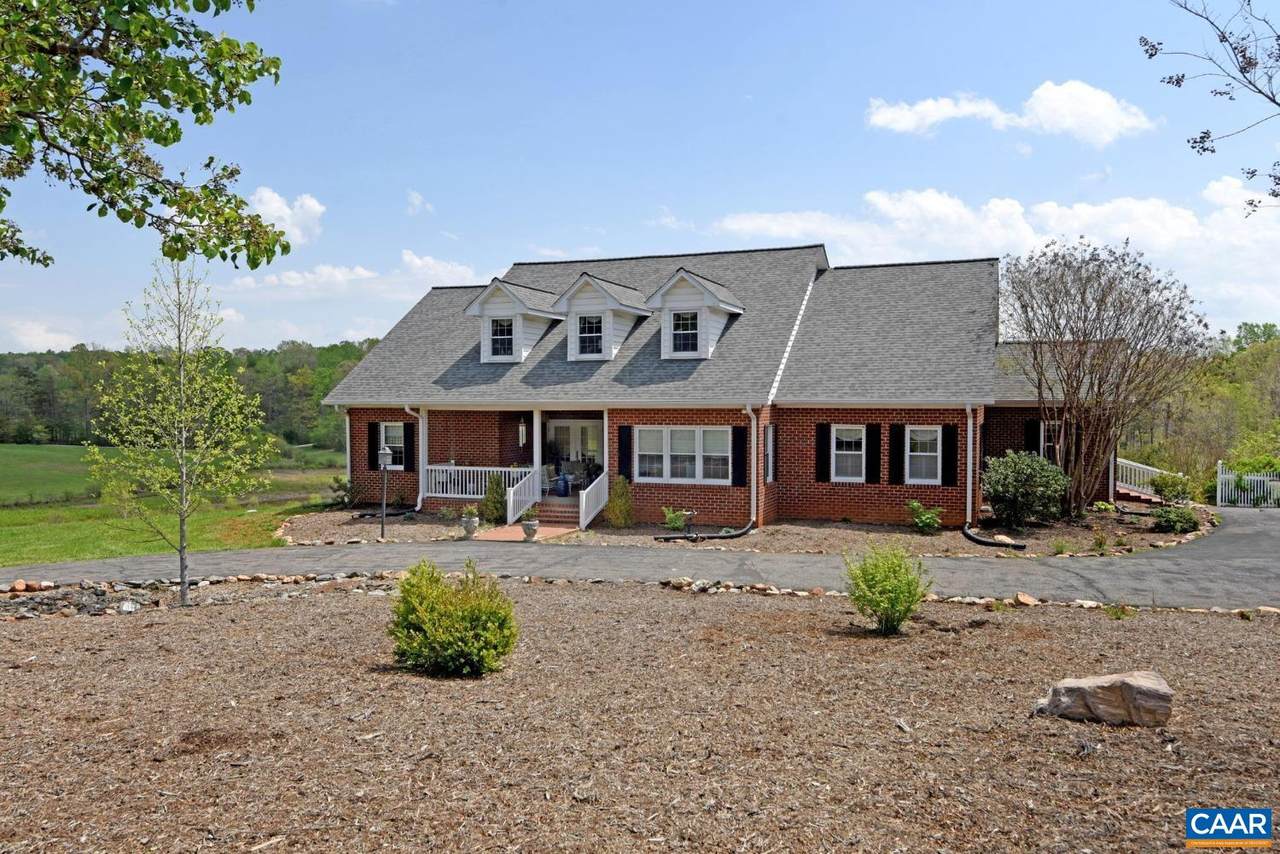 552 Hughes Rd - Photo 1