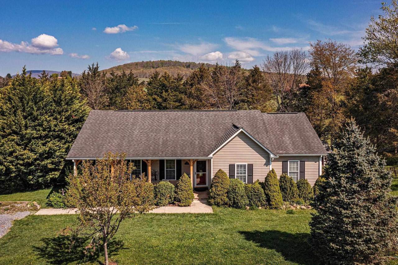 65 Engle Ln - Photo 1