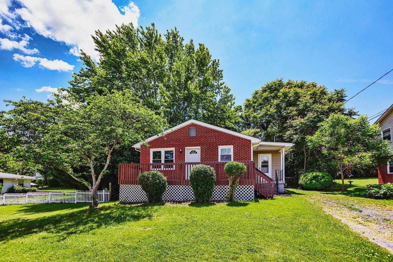 218 Miller St - Photo 1
