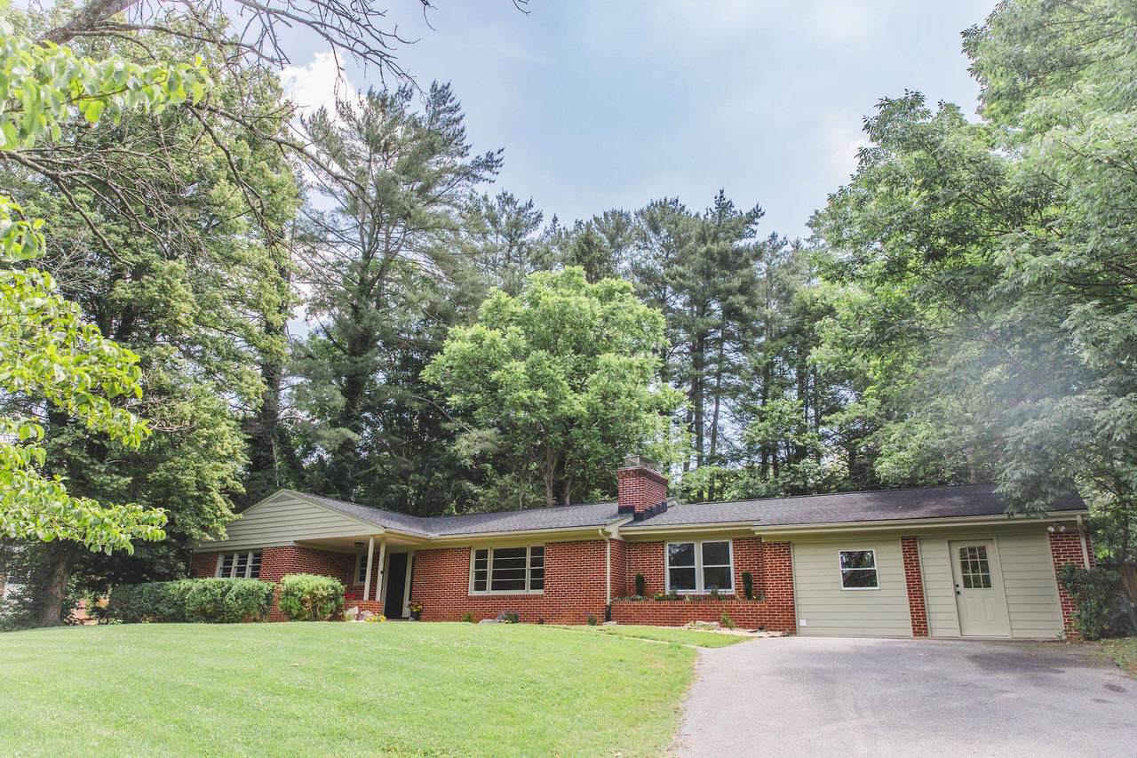 27 Little Cedar Ln - Photo 1